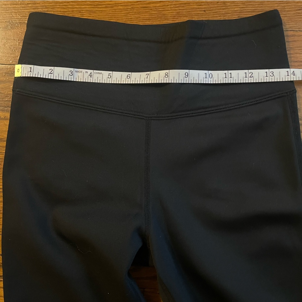 Black Winter Thermal Flare Leggings with Pockets - Picture 3 of 7